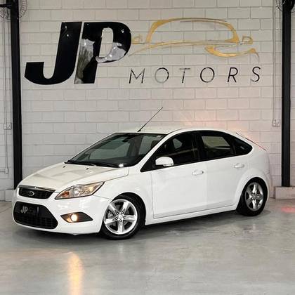 FORD FOCUS 2.0 GLX 16V FLEX 4P AUTOMÁTICO